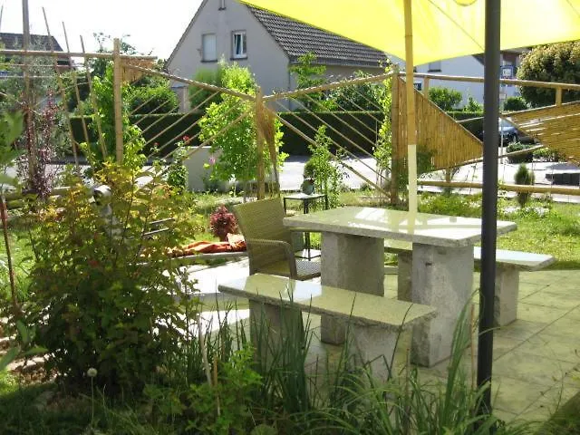 Diamond House Deluxe 4 *